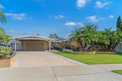 2113 W Niobe Ave, Anaheim, CA, 92804-3528 | Card Image