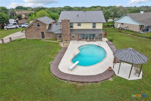 8 Las Brisas Pl, Port Lavaca, TX, 77979-4924 | Card Image