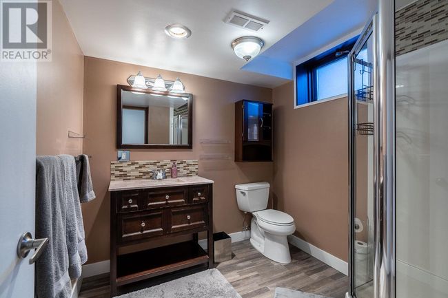 396 Gleneagles Dr, House other with 4 bedrooms, 2 bathrooms and 2 parking in Kamloops BC | Image 32