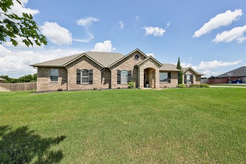 140 Oakridge Drive, Choctaw, OK, 73020 | Card Image