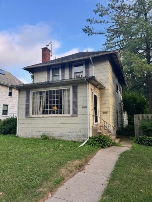 1609 Lake Ave, Wilmette, IL, 60091-1535 | Card Image