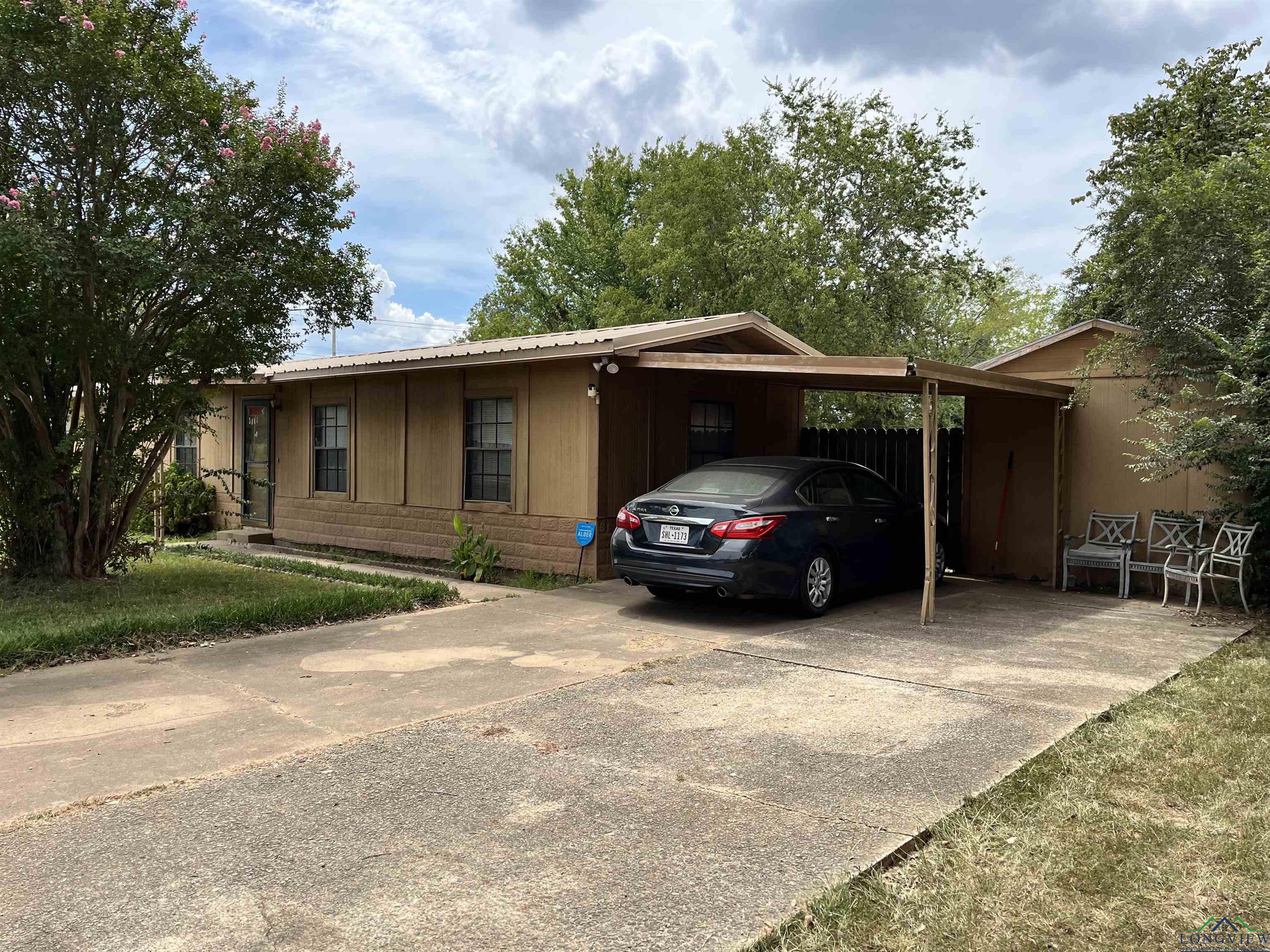 Mustang Dr, Kilgore, TX 75662
