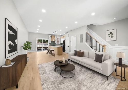 27 Monaco Pl, Brooklyn, NY, 11233-3209 | Card Image