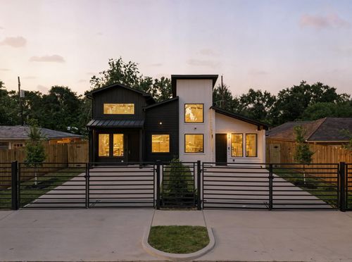 ab-5029 Van Fleet St, Houston, TX, 77033-3424 | Card Image