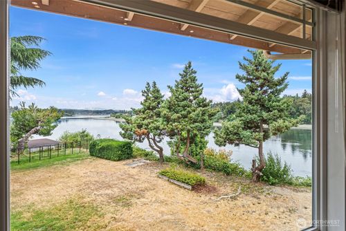 1000 Bridgeview Ln, Bremerton, WA, 98337-1605 | Card Image