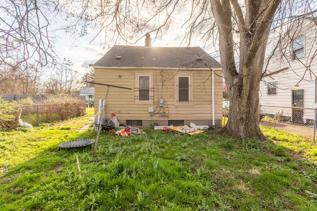 19672 Anglin St, House other with 2 bedrooms, 1 bathrooms and null parking in Detroit MI | Image 15