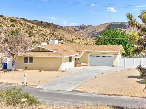 56034 Desert Gold Dr, Yucca Valley, CA, 92284 | Card Image