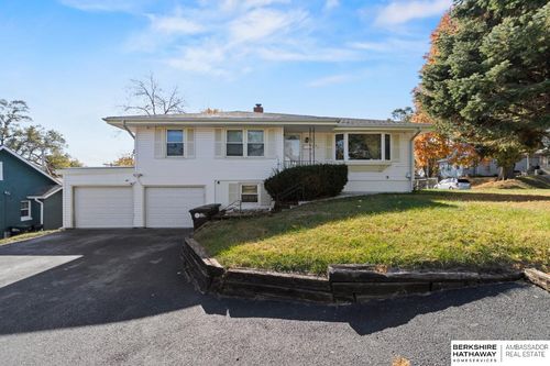 3521 Laurel Ave, Omaha, NE, 68111-1265 | Card Image