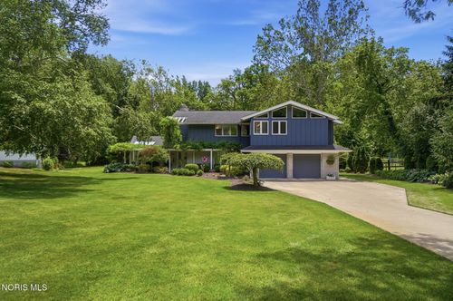 3751 Sulphur Spring Rd, Ottawa Hills, OH, 43606-2627 | Card Image