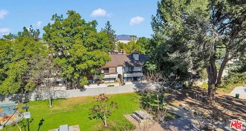 unit-102-9600 Van Nuys Blvd, Panorama City, CA, 91402-1061 | Card Image