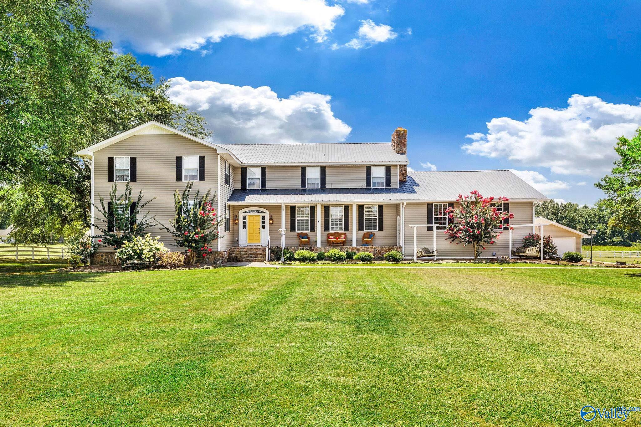 Floyd Dr, Boaz, AL 35957