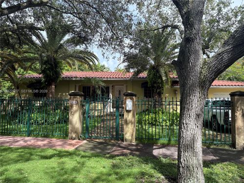 805-805 Paradiso Avenue, Coral Gables, FL, 33146 | Card Image