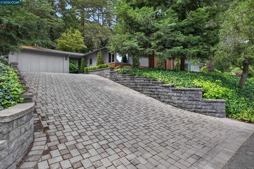 56 Camino Encinas, Orinda, CA, 94563 | Card Image