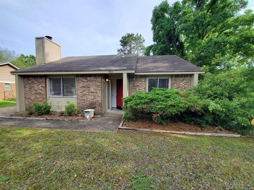 953 N Burbank Dr, Montgomery, AL, 36117-4511 | Card Image