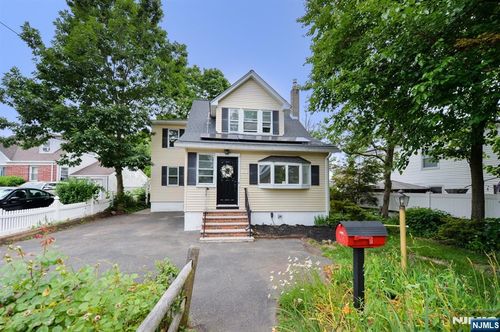 250 Prospect Ave, Bergenfield, NJ, 07621 | Card Image