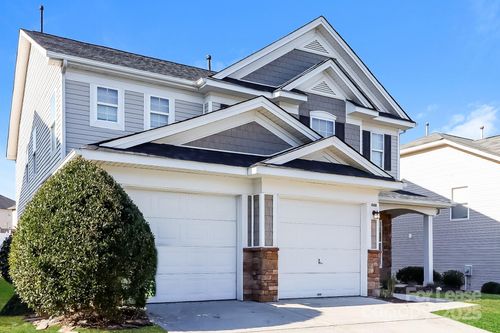 2013 Double Cedar Dr, Charlotte, NC, 28214-1476 | Card Image