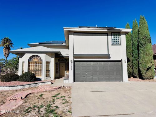 2037 Sun Country Dr, El Paso, TX, 79938-4611 | Card Image
