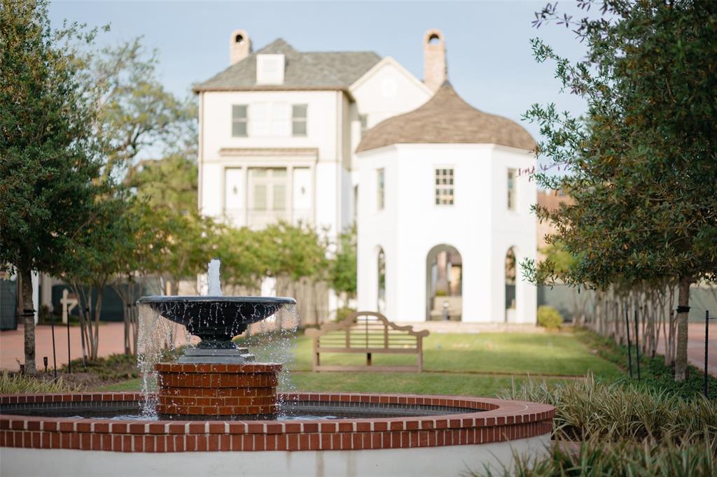 Audubon Hollow Ln, Houston, TX 77027