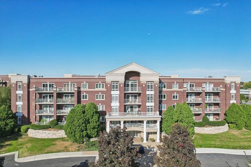 308-7031 W Touhy Avenue, Niles, IL, 60714 | Card Image