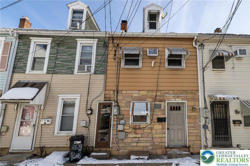 231 N Peach Street, Allentown City, PA, 18102 | Card Image