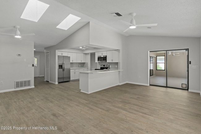 2152 Danforth Rd, House other with 3 bedrooms, 2 bathrooms and null parking in SPRING HILL FL | Image 20
