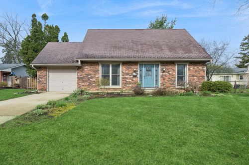 938 Canterbury Dr, Crystal Lake, IL, 60014-7877 | Card Image