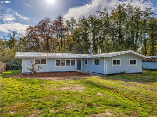 330 8th Ave, Hammond, OR, 97121 | Card Image
