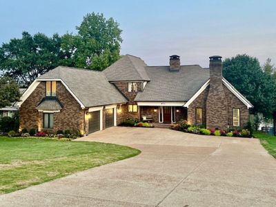 9711 Pine Point Dr, House other with 5 bedrooms, 3 bathrooms and null parking in Lakeland TN | Image 1