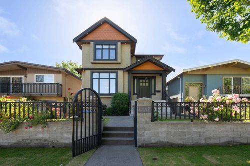 6387 Prince Albert St, Vancouver, BC, V5W3E7 | Card Image