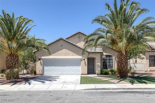 5213 Giallo Vista Ct, North Las Vegas, NV, 89031-3616 | Card Image