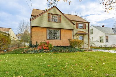 623 81st Street, House other with 3 bedrooms, 1 bathrooms and null parking in Niagara Falls NY | Image 2