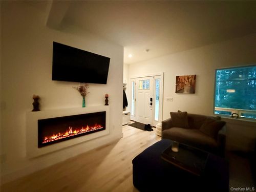 16 Leers Rd, Glen Spey, NY, 12737-5320 | Card Image