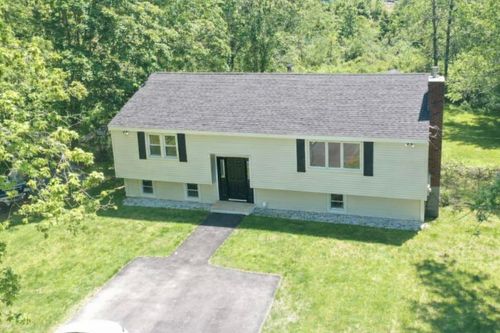 243 Second Crown Point Rd, Barrington, NH, 03825-4193 | Card Image
