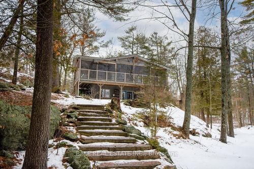 1084 Duck Pond Lane, Douro Dummer, ON, K0L2H0 | Card Image