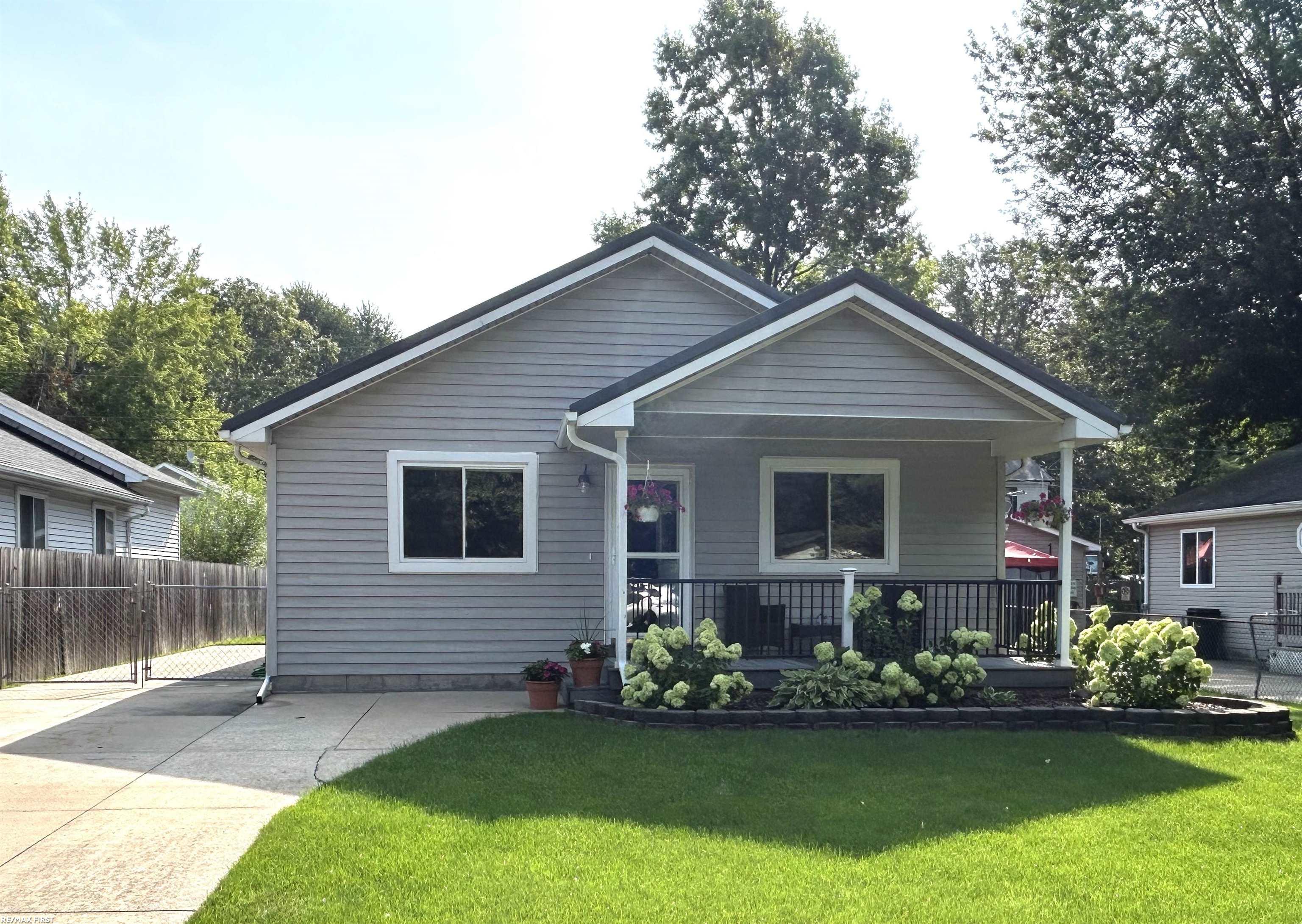 Island Dr, Clay, MI 48001