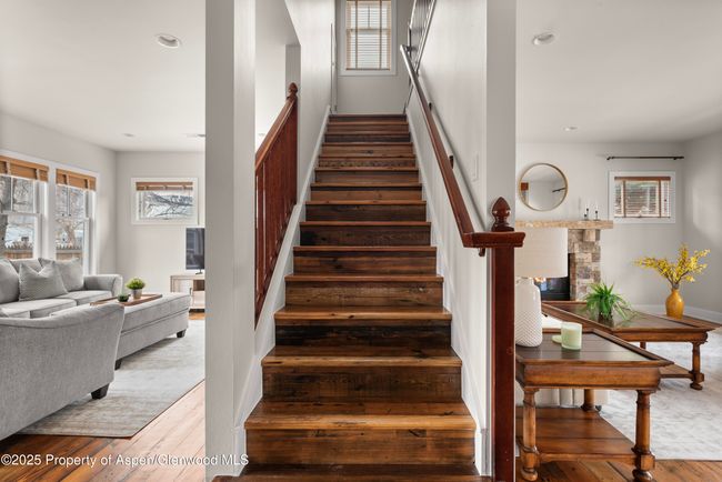 314 Sopris Cir, House other with 3 bedrooms, 3 bathrooms and 2 parking in Basalt CO | Image 15