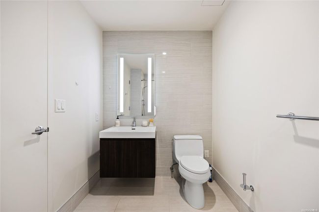 APT-12F - 131-01 40 Th Rd, Condo with 2 bedrooms, 2 bathrooms and null parking in Flushing NY | Image 11