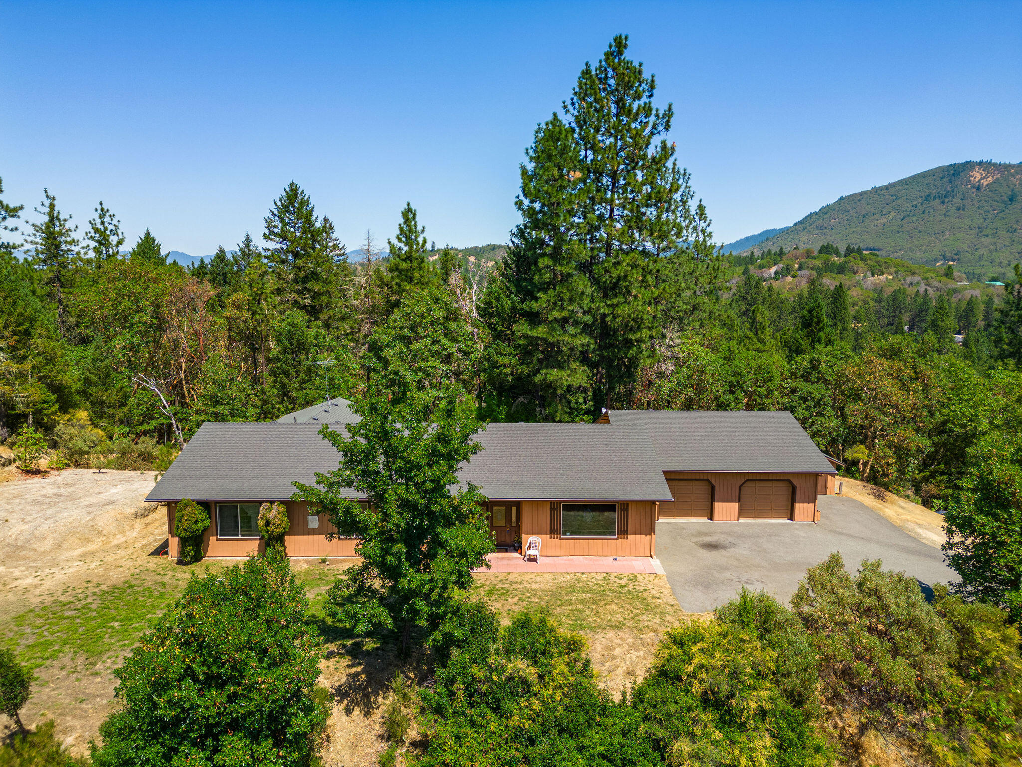 Glenwood St, Grants Pass, OR 97527