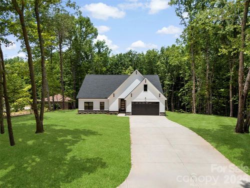 4523 Binwhe Ln, Gastonia, NC, 28052-8723 | Card Image