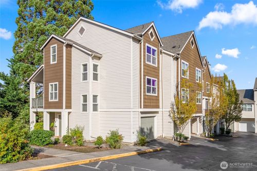 apt-301-3116 164th St Sw, Lynnwood, WA, 98087-3245 | Card Image