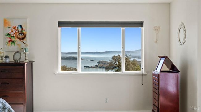 715 Pearl Ct, House other with 3 bedrooms, 3 bathrooms and 6 parking in Glenhaven CA | Image 24
