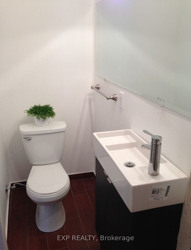 UNIT01 - 165 Euclid Ave, House other with 1 bedrooms, 1 bathrooms and null parking in Toronto ON | Image 8