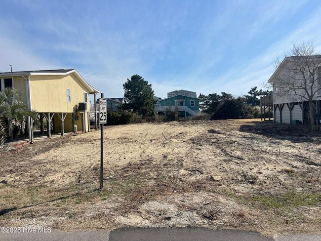 301 Brunswick Ave W, House other with 4 bedrooms, 5 bathrooms and 2 parking in Holden Beach NC | Image 4