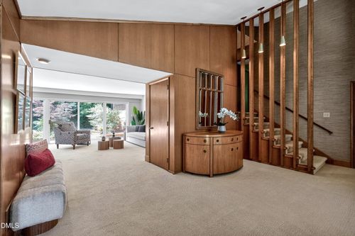 901 Westwood Dr, Raleigh, NC, 27607-3155 | Card Image