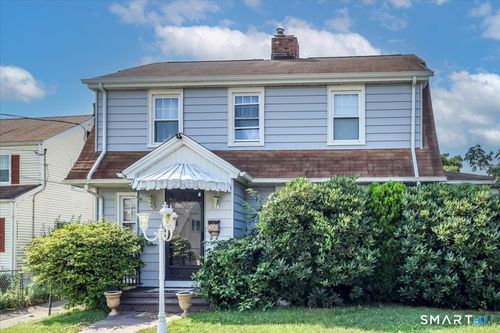 835 Thorme St, Bridgeport, CT, 06606-4026 | Card Image