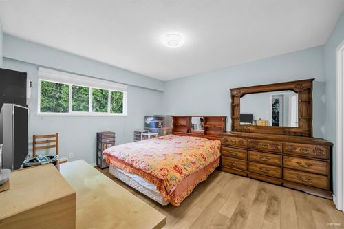 4631 Dallyn Rd, Richmond, BC, V6X2Y3 | Card Image