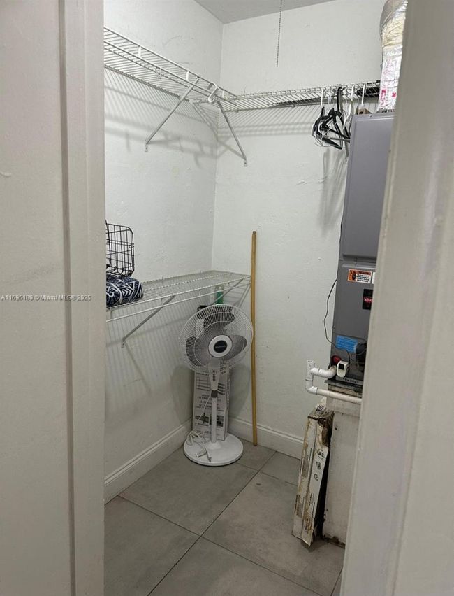 APT-4 - 653 Michigan Ave, Condo with 0 bedrooms, 1 bathrooms and null parking in Miami Beach FL | Image 7