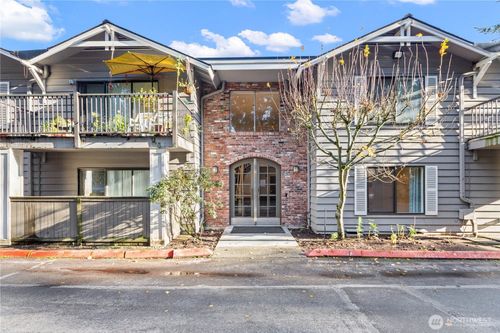 apt-210-8021 234th St Sw, Edmonds, WA, 98026-9313 | Card Image