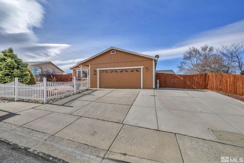 5620 Tassel Dr, Sun Valley, NV, 89433-6524 | Card Image
