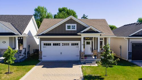 21 Creek Side Pl, Grand Bend, ON, N0M1T0 | Card Image